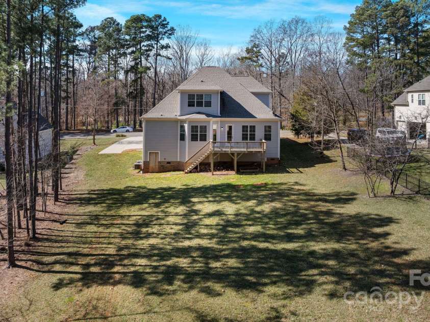 704 Kenway Loop, Mooresville, NC 28117.  MLS# CAR4274893, YatesRealty ID 894. 