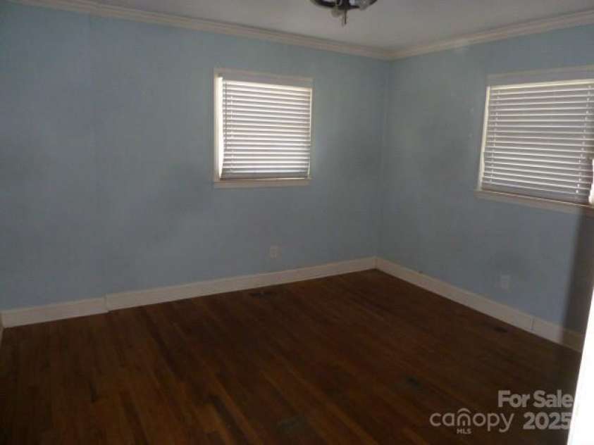 3091 Main Street Extension, Spartanburg, SC 29307.  MLS# CAR4235402, YatesRealty ID 8940. 