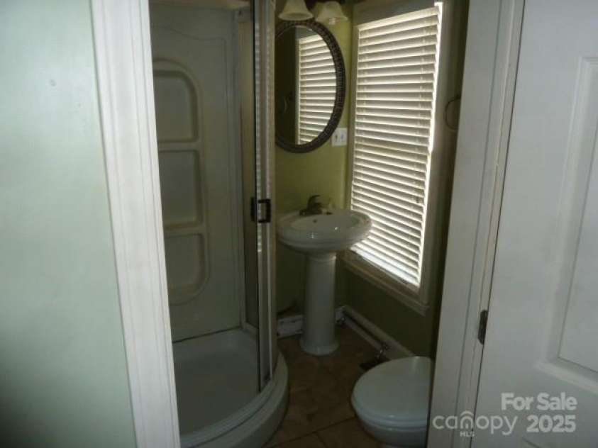 3091 Main Street Extension, Spartanburg, SC 29307.  MLS# CAR4235402, YatesRealty ID 8940. 