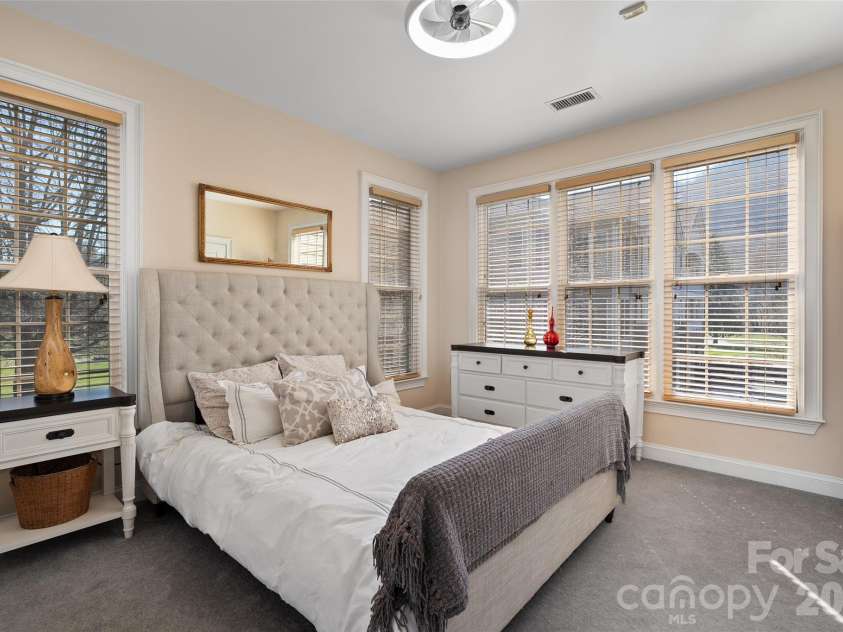 91 Glenview Lane, Maggie Valley, NC 28751.  MLS# CAR4312571, YatesRealty ID 8940. 