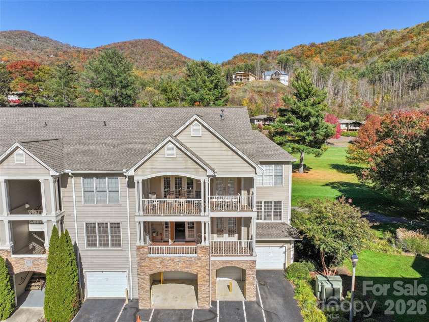 91 Glenview Lane, Maggie Valley, NC 28751.  MLS# CAR4312571, YatesRealty ID 8940. Aerial