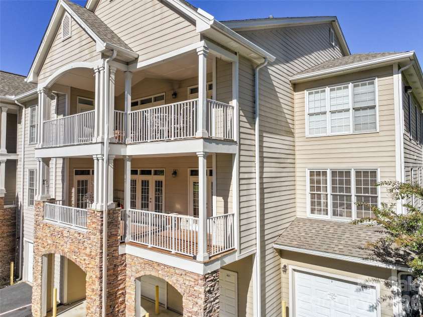 91 Glenview Lane, Maggie Valley, NC 28751.  MLS# CAR4312571, YatesRealty ID 8940. Angle view of 2nd floor unit