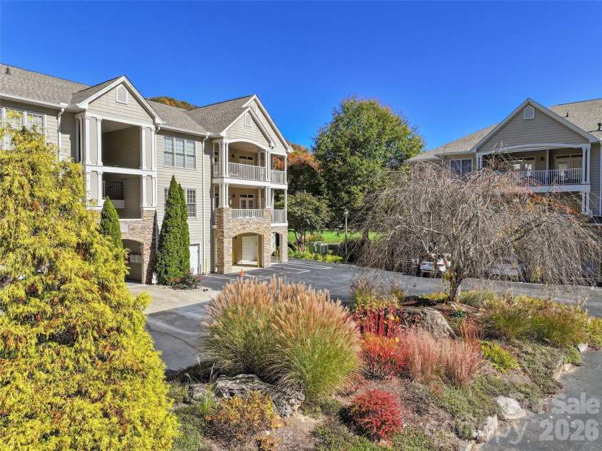 91 Glenview Lane, Maggie Valley, NC 28751.  MLS# CAR4312571, YatesRealty ID 8940. View from parking lot