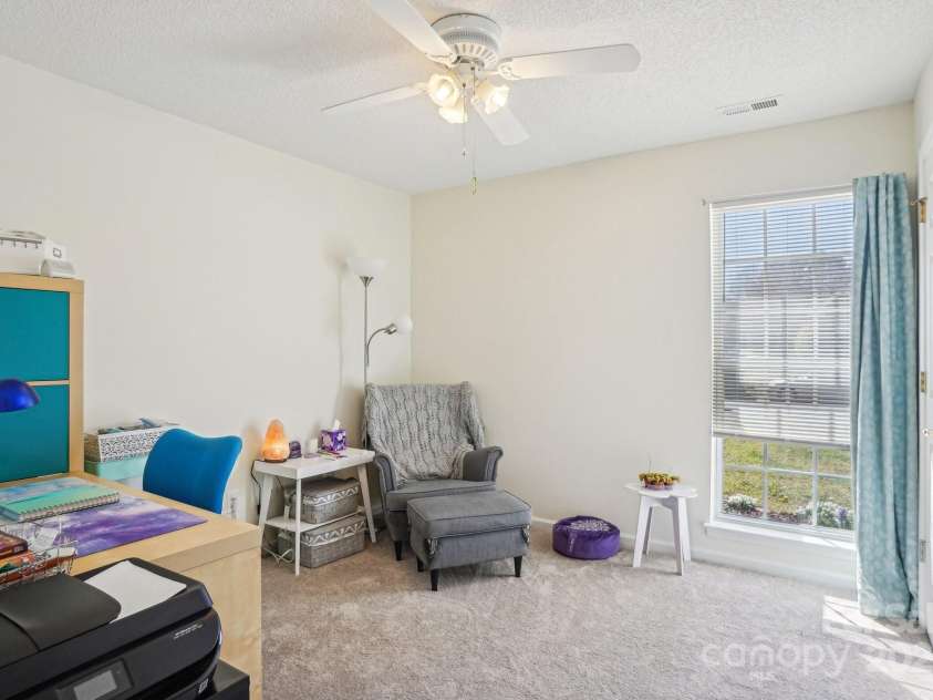 14429 Planters Knob Lane, Charlotte, NC 28273.  MLS# CAR4229142, YatesRealty ID 8945. 