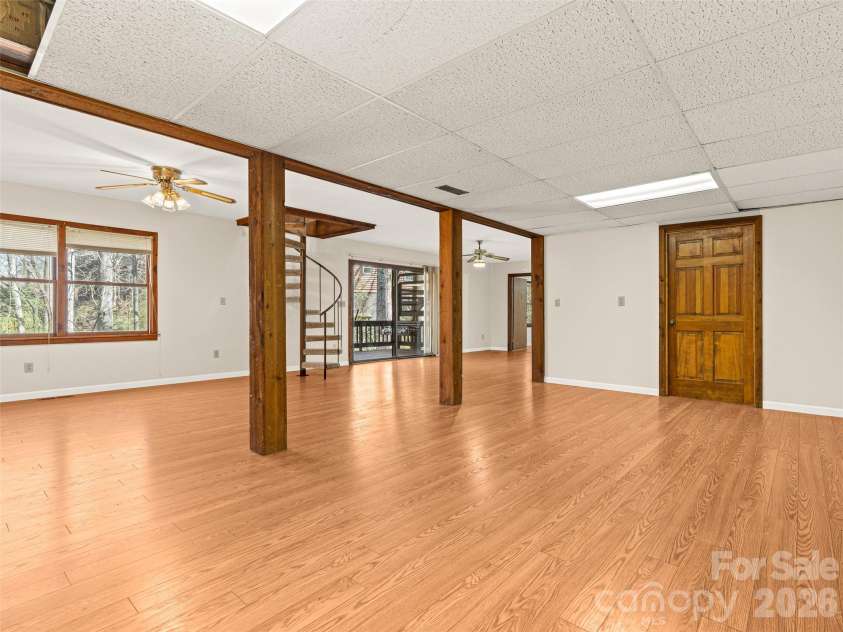 86 View De Lake Drive, Etowah, NC 28729.  MLS# CAR4361060, YatesRealty ID 8945. 