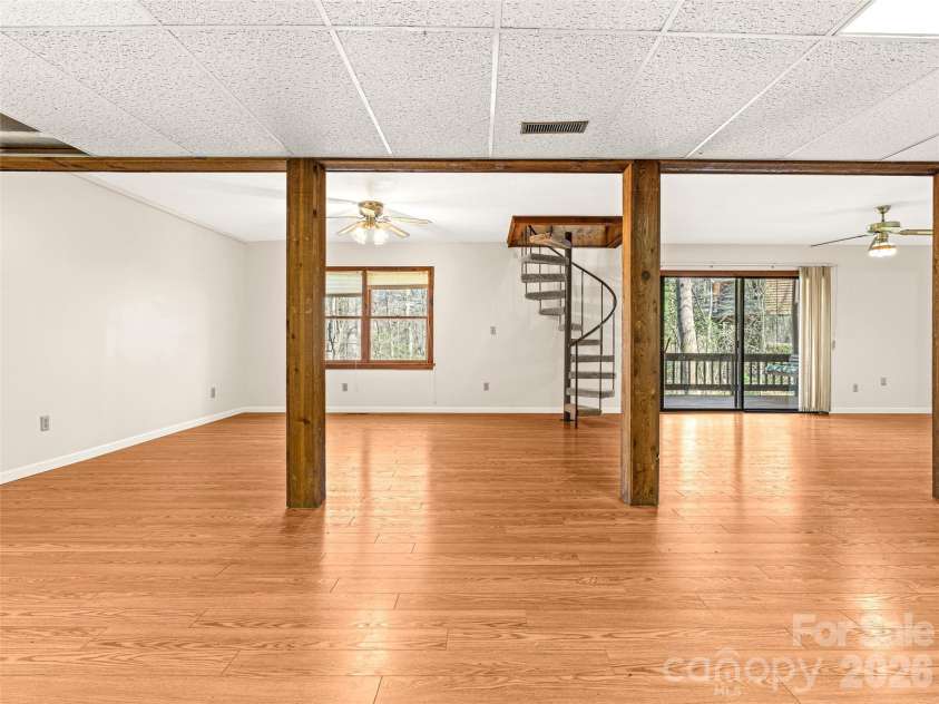 86 View De Lake Drive, Etowah, NC 28729.  MLS# CAR4361060, YatesRealty ID 8945. 