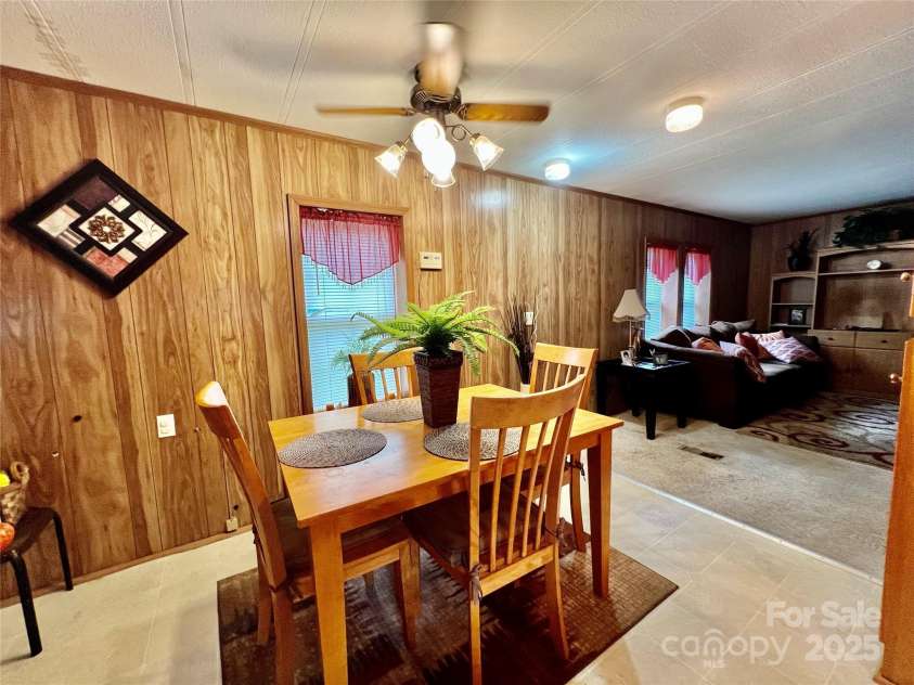 572 Mosteller Drive, Lancaster, SC 29720.  MLS# CAR4308291, YatesRealty ID 8946. 