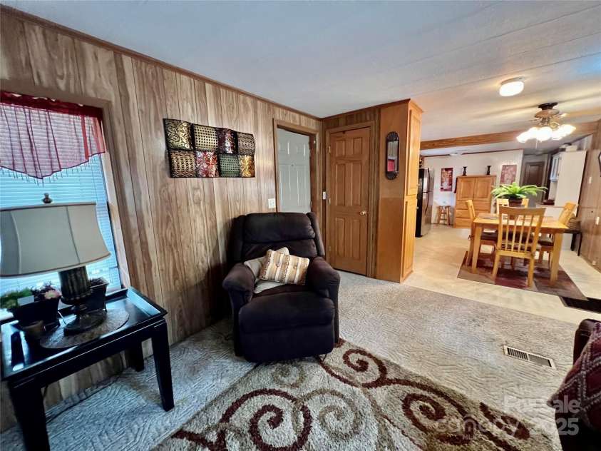 572 Mosteller Drive, Lancaster, SC 29720.  MLS# CAR4308291, YatesRealty ID 8946. 