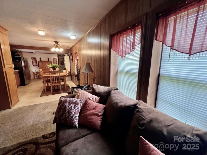 572 Mosteller Drive, Lancaster, SC 29720.  MLS# CAR4308291, YatesRealty ID 8946. 