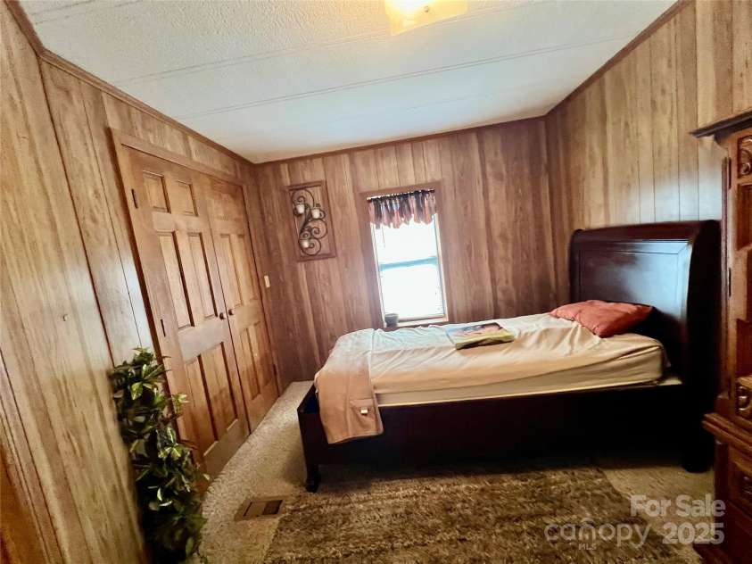 572 Mosteller Drive, Lancaster, SC 29720.  MLS# CAR4308291, YatesRealty ID 8946. 