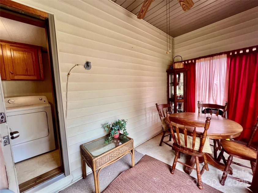 572 Mosteller Drive, Lancaster, SC 29720.  MLS# CAR4308291, YatesRealty ID 8946. 