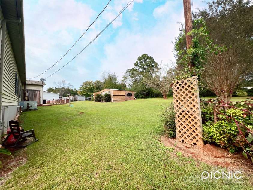 572 Mosteller Drive, Lancaster, SC 29720.  MLS# CAR4308291, YatesRealty ID 8946. 