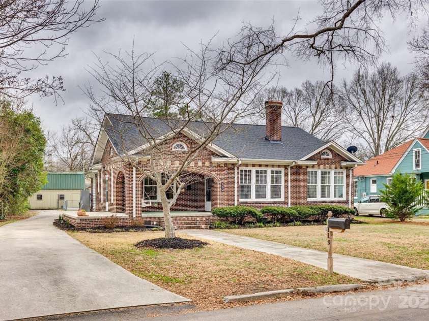 119 Hemphill Avenue, Chester, SC 29706.  MLS# CAR4222125, YatesRealty ID 8947. 