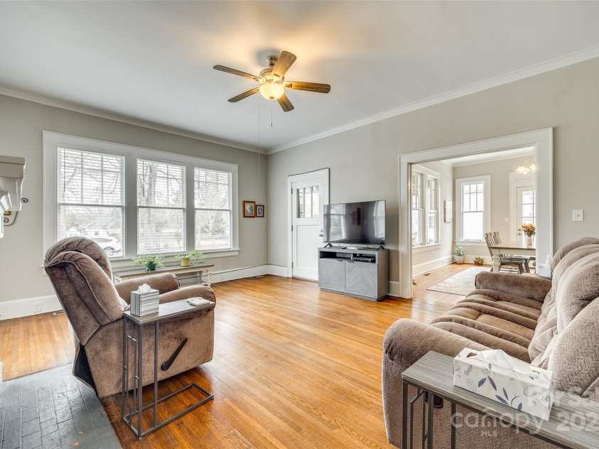 119 Hemphill Avenue, Chester, SC 29706.  MLS# CAR4222125, YatesRealty ID 8947. 