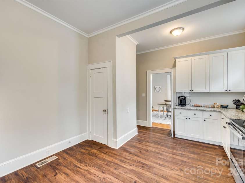 119 Hemphill Avenue, Chester, SC 29706.  MLS# CAR4222125, YatesRealty ID 8947. 