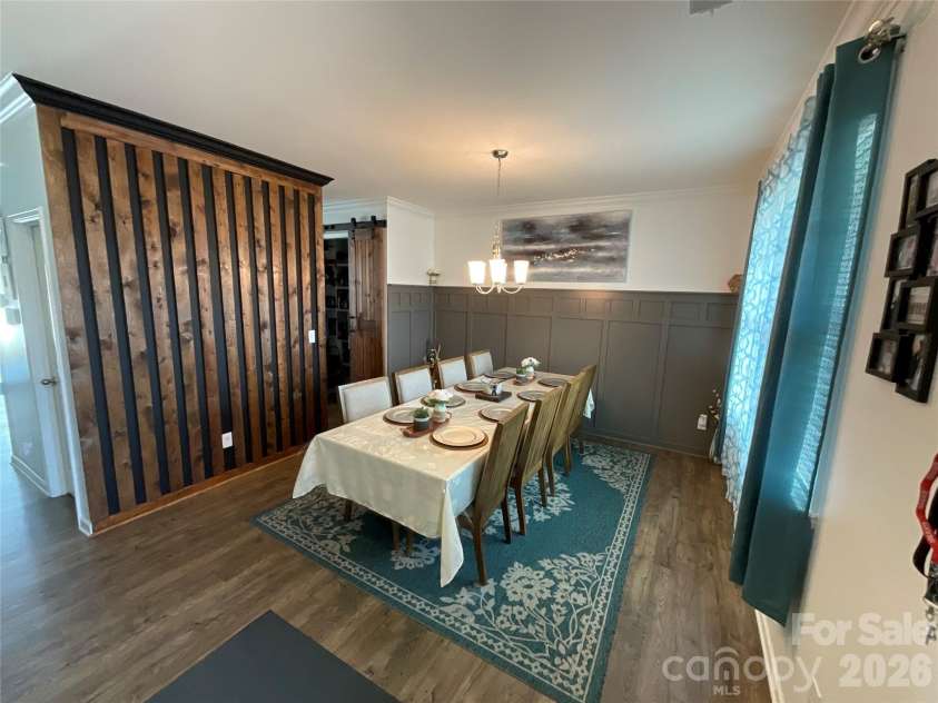 7422 Larwill Lane, Charlotte, NC 28216.  MLS# CAR4354686, YatesRealty ID 8947. 