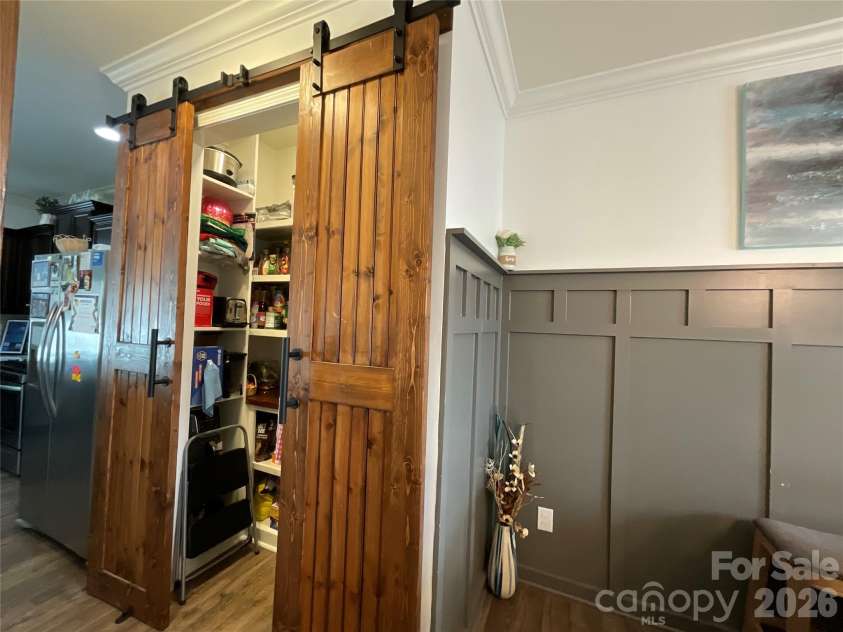 7422 Larwill Lane, Charlotte, NC 28216.  MLS# CAR4354686, YatesRealty ID 8947. 