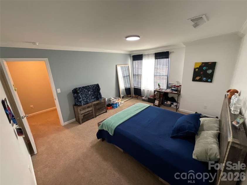 7422 Larwill Lane, Charlotte, NC 28216.  MLS# CAR4354686, YatesRealty ID 8947. 