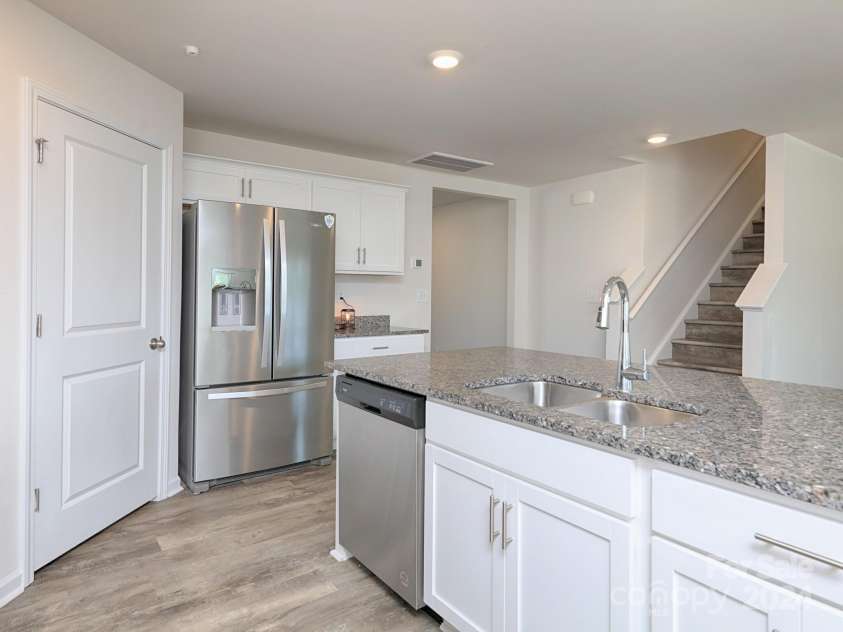 7865 Whispering Stream Drive, Sherrills Ford, NC 28673.  MLS# CAR4201467, YatesRealty ID 895. 