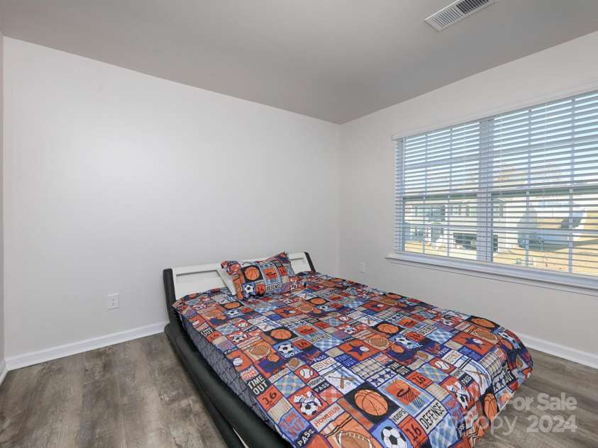 7865 Whispering Stream Drive, Sherrills Ford, NC 28673.  MLS# CAR4201467, YatesRealty ID 895. 