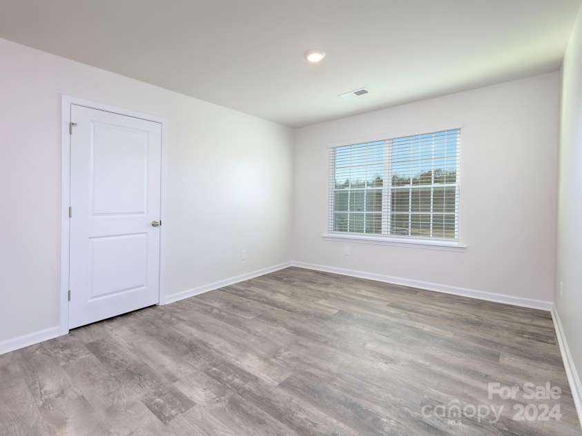 7865 Whispering Stream Drive, Sherrills Ford, NC 28673.  MLS# CAR4201467, YatesRealty ID 895. 