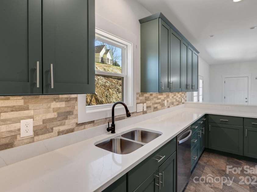 44 Judith Drive, Leicester, NC 28748.  MLS# CAR4193291, YatesRealty ID 8950. Kitchen