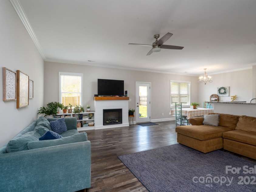 2205 Philadelphia Church Road, Dallas, NC 28034.  MLS# CAR4252262, YatesRealty ID 8951. 