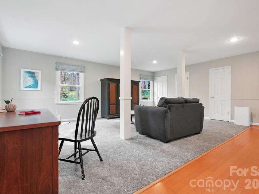 95 Ridgewood Place, Brevard, NC 28712.  MLS# CAR4356804, YatesRealty ID 8951. 