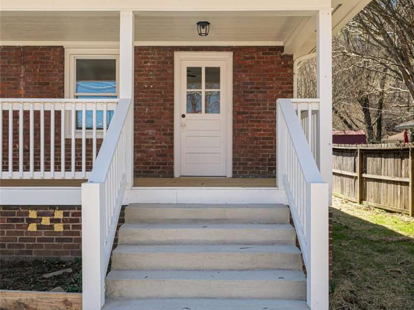 112 Powell Street, Swannanoa, NC 28778.  MLS# CAR4233407, YatesRealty ID 8953. 