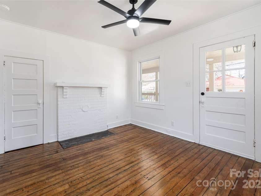 112 Powell Street, Swannanoa, NC 28778.  MLS# CAR4233407, YatesRealty ID 8953. 