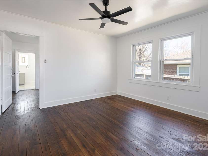 112 Powell Street, Swannanoa, NC 28778.  MLS# CAR4233407, YatesRealty ID 8953. 