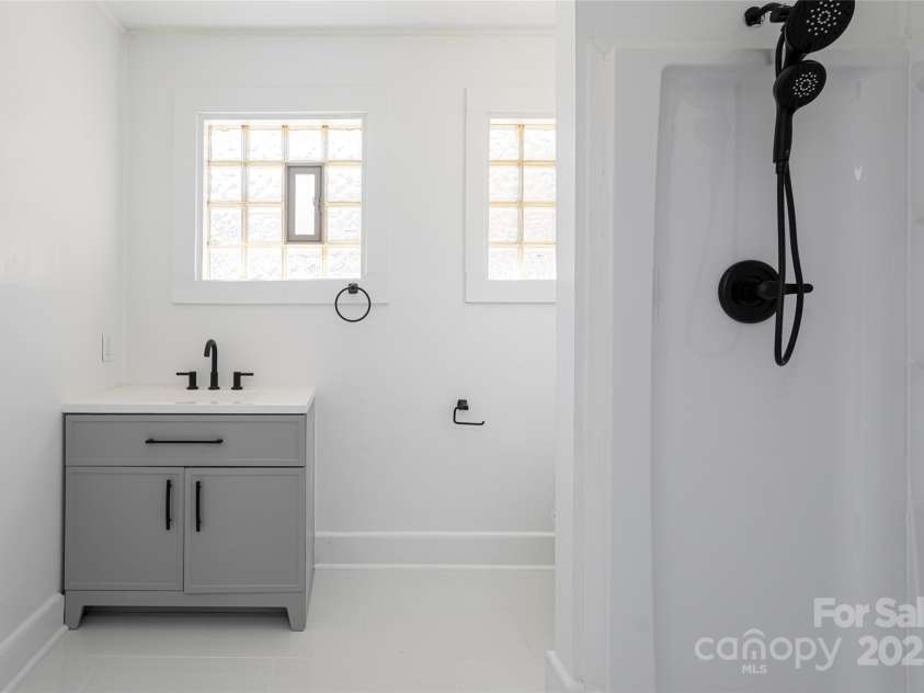 112 Powell Street, Swannanoa, NC 28778.  MLS# CAR4233407, YatesRealty ID 8953. 