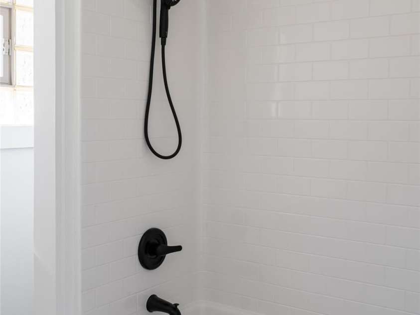 112 Powell Street, Swannanoa, NC 28778.  MLS# CAR4233407, YatesRealty ID 8953. 