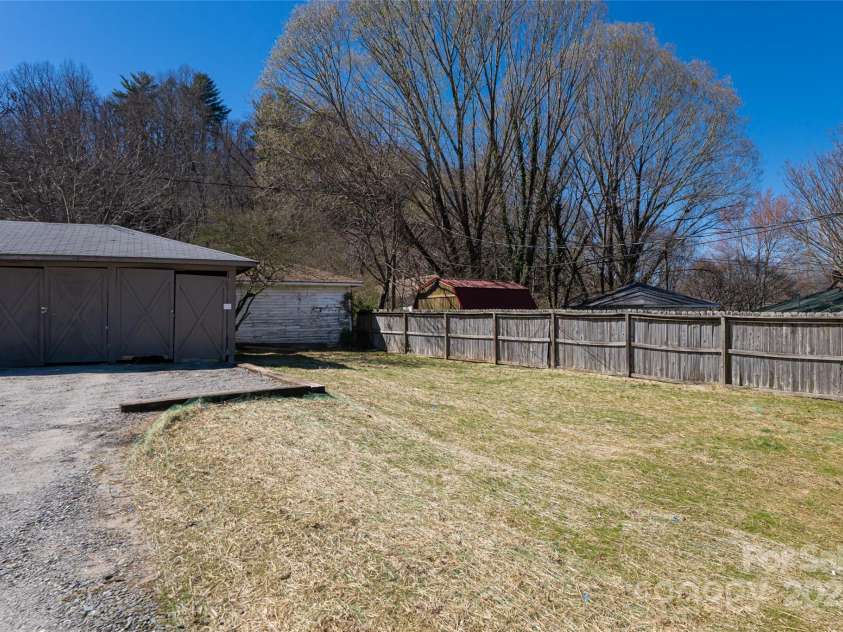 112 Powell Street, Swannanoa, NC 28778.  MLS# CAR4233407, YatesRealty ID 8953. 