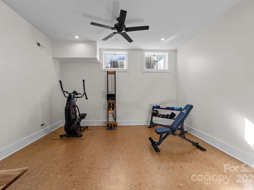 1212 Queens Road, Charlotte, NC 28207.  MLS# CAR4241756, YatesRealty ID 8954. Lower level gym / flex space