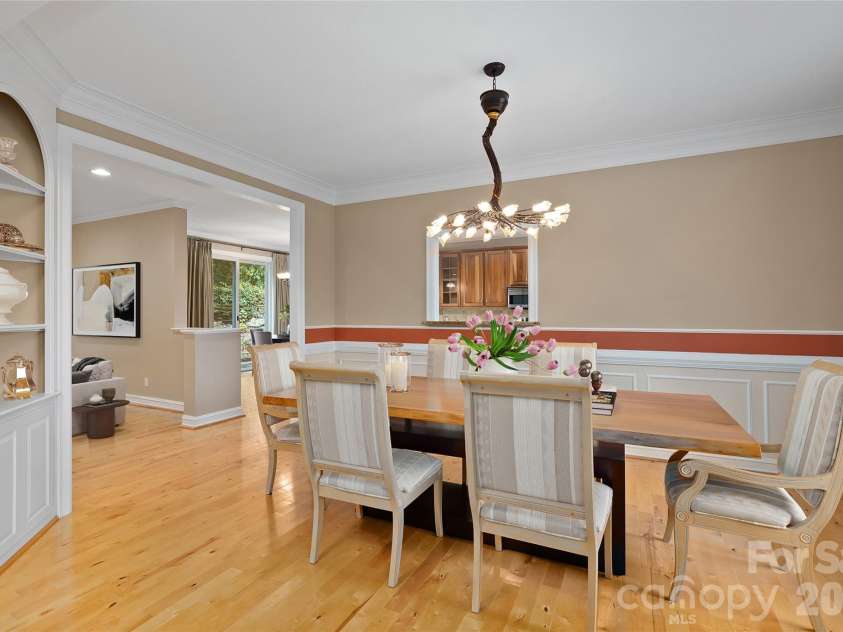 23 Clear Vista Drive, Asheville, NC 28805.  MLS# CAR4301123, YatesRealty ID 8954. Dining Room virtually Staged