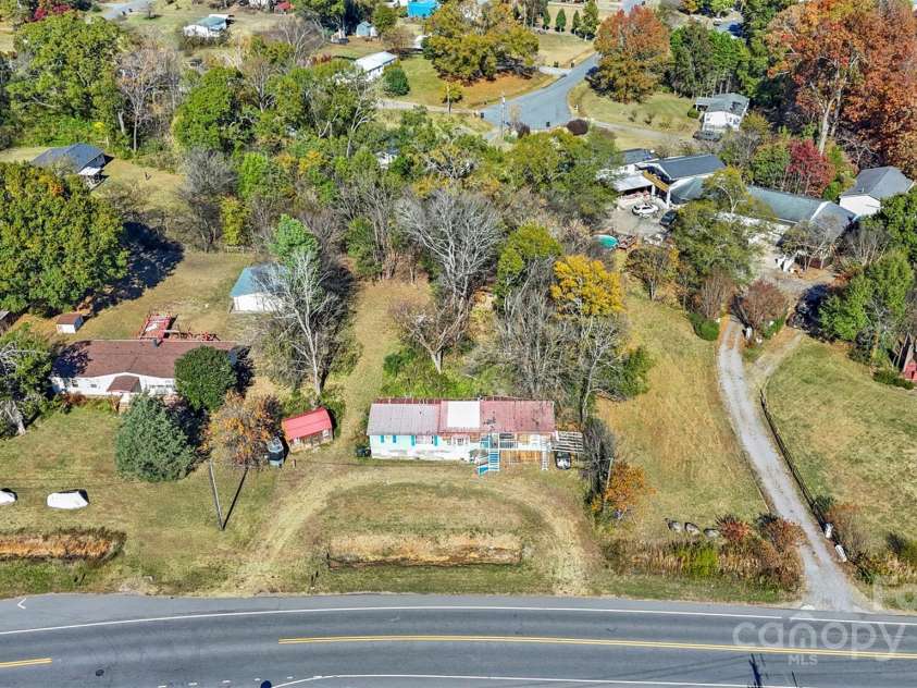 3913 Stough Road, Concord, NC 28027.  MLS# CAR4318936, YatesRealty ID 8956. 