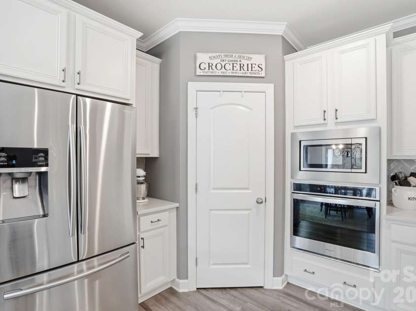 2033 Poplar Ridge Drive, Monroe, NC 28110.  MLS# CAR4358486, YatesRealty ID 8957. Chef's Dream Kitchen