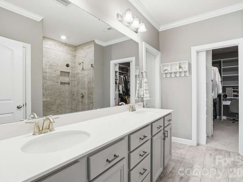 2033 Poplar Ridge Drive, Monroe, NC 28110.  MLS# CAR4358486, YatesRealty ID 8957. Primary Suite