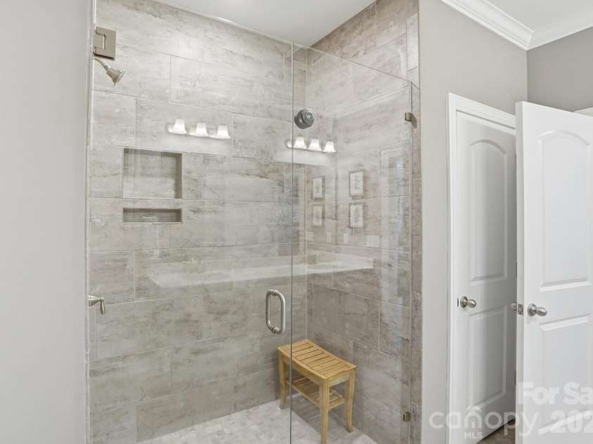 2033 Poplar Ridge Drive, Monroe, NC 28110.  MLS# CAR4358486, YatesRealty ID 8957. Primary Suite