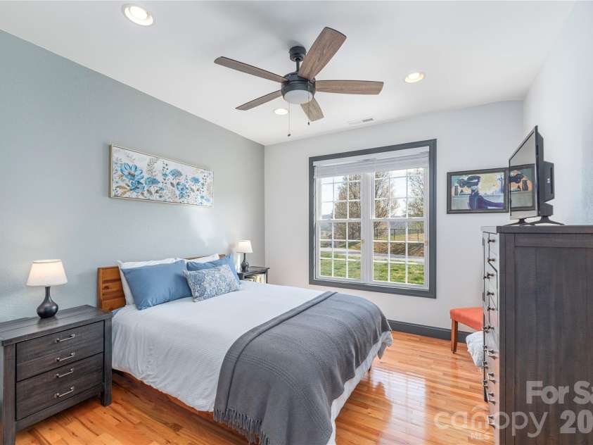 11 Briar Ridge Drive, Fairview, NC 28730.  MLS# CAR4350969, YatesRealty ID 8958. Guest Room One