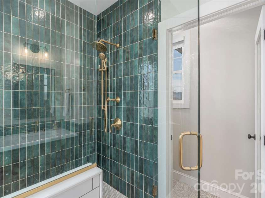 11 Briar Ridge Drive, Fairview, NC 28730.  MLS# CAR4350969, YatesRealty ID 8958. Tiled Shower
