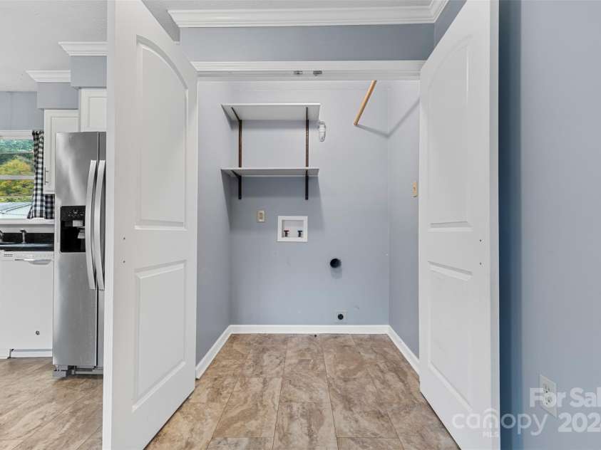 2117 Charlotte Highway, Mooresville, NC 28117.  MLS# CAR4193524, YatesRealty ID 8958. 