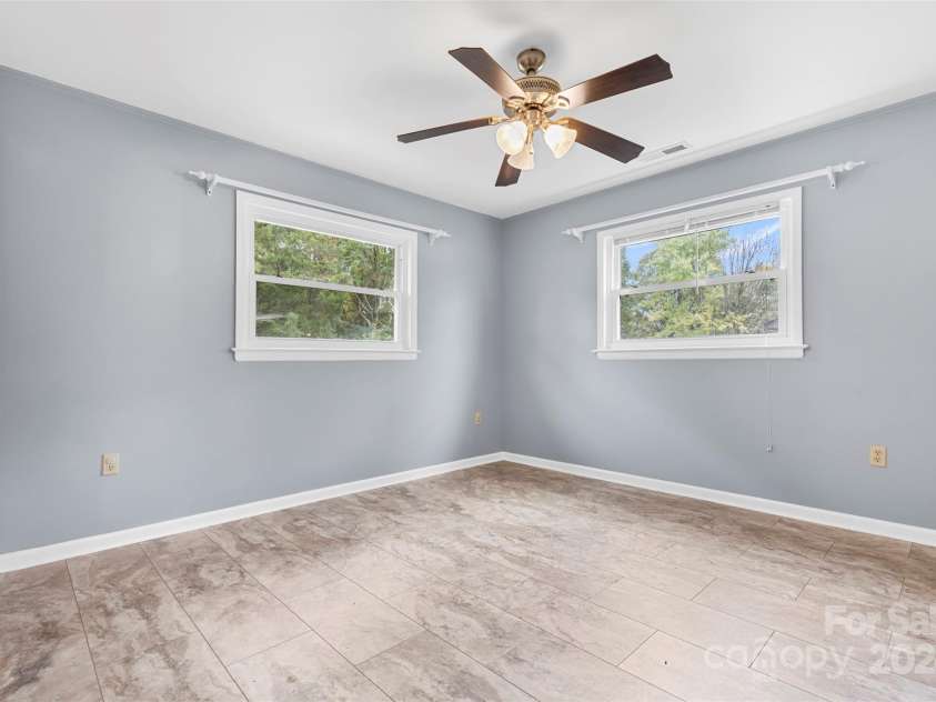 2117 Charlotte Highway, Mooresville, NC 28117.  MLS# CAR4193524, YatesRealty ID 8958. 