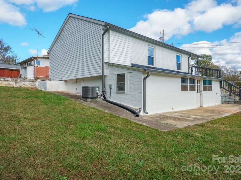 1108 Lutz Street, Valdese, NC 28690.  MLS# CAR4203045, YatesRealty ID 8959. 