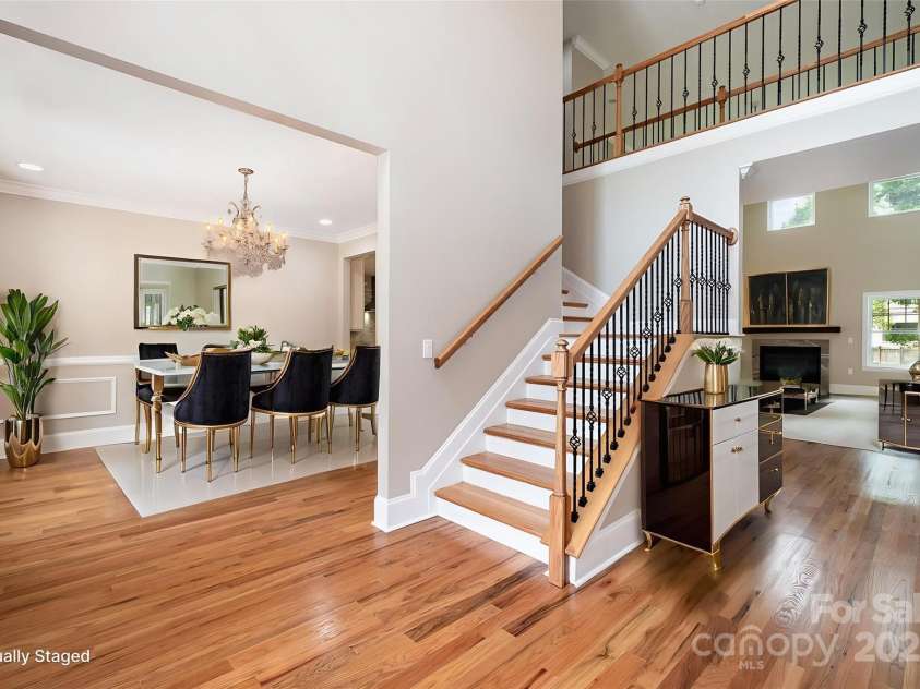 101 Mcalway Road, Charlotte, NC 28211.  MLS# CAR4275435, YatesRealty ID 896. 