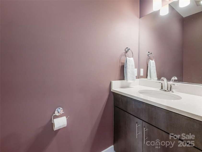 27 Mauricet Lane, Asheville, NC 28806.  MLS# CAR4321609, YatesRealty ID 896. 