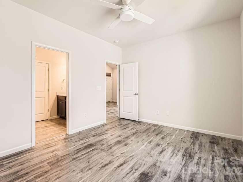 1111 Johns Walk Way, Belmont, NC 28012.  MLS# CAR4239700, YatesRealty ID 8960. Primary bedroom