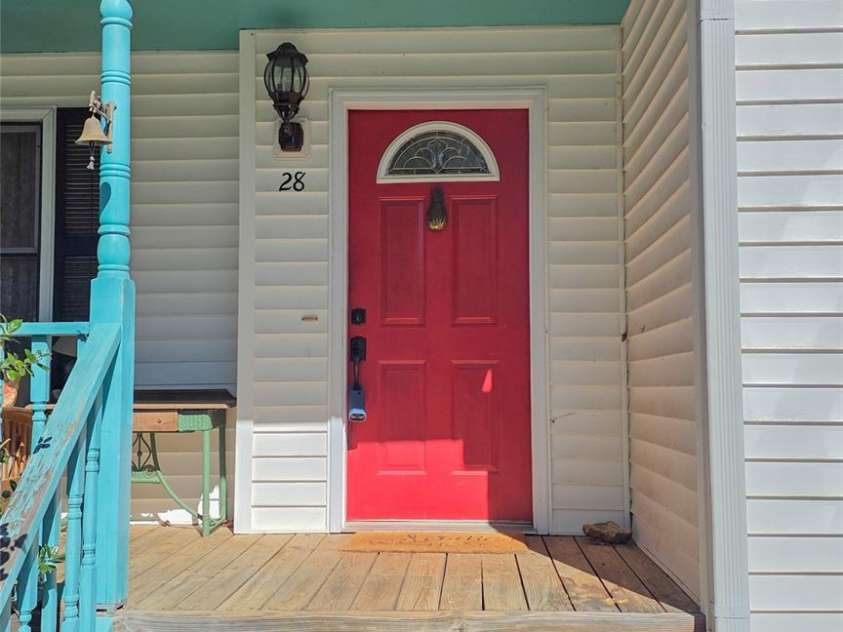 28 Sweetbriar Court, Asheville, NC 28803.  MLS# CAR4343208, YatesRealty ID 8961. 