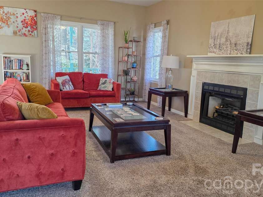 28 Sweetbriar Court, Asheville, NC 28803.  MLS# CAR4343208, YatesRealty ID 8961. 